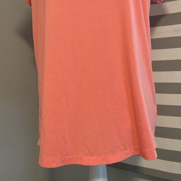 Athleta Coral Stratus II Lightweight Tee Short Sleeve T-Shirt Size Small - Picture 3 of 9